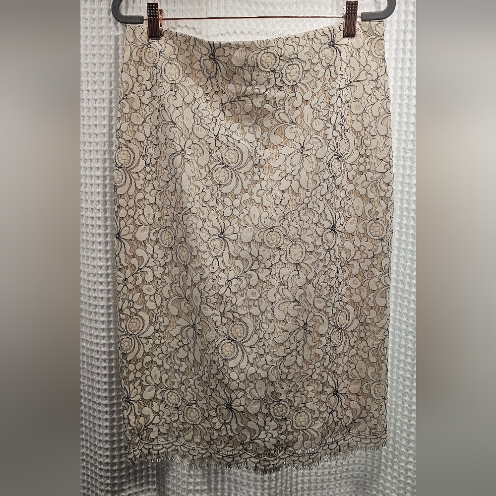 LOFT Cream Lace Overlay Skirt with Dark Outline